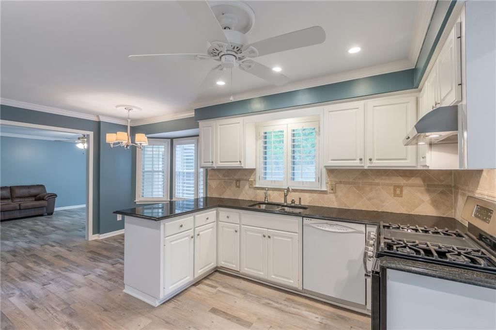 11801 Avila Drive — photo 16