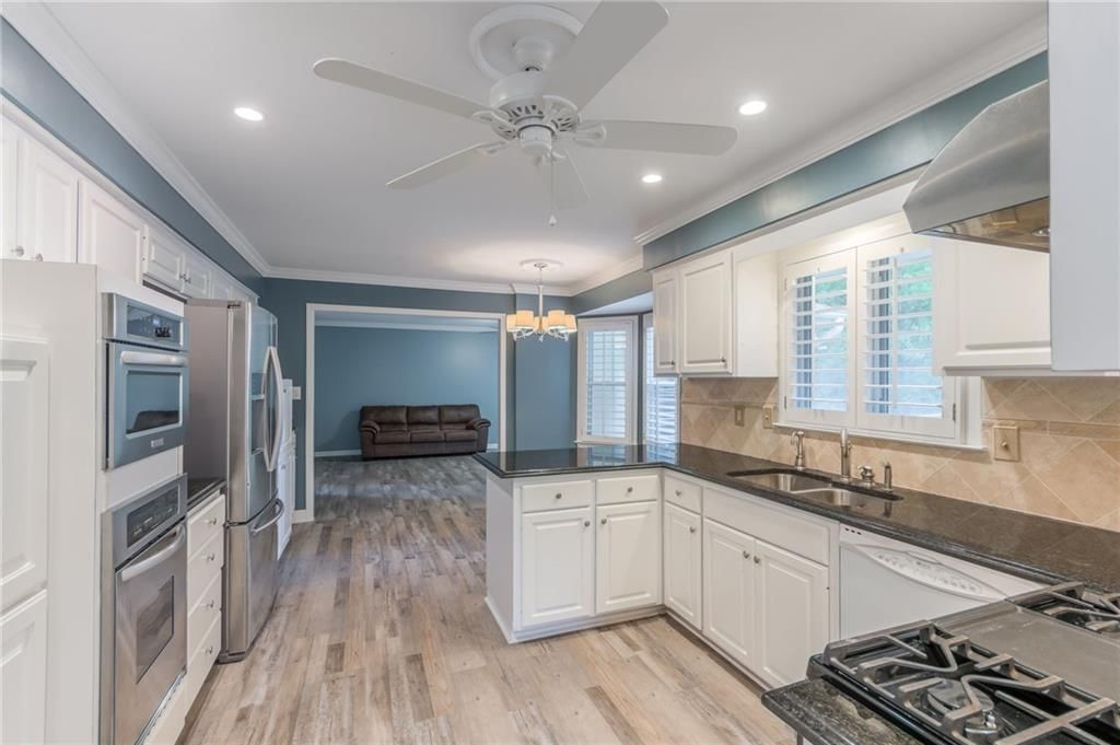 11801 Avila Drive — photo 17