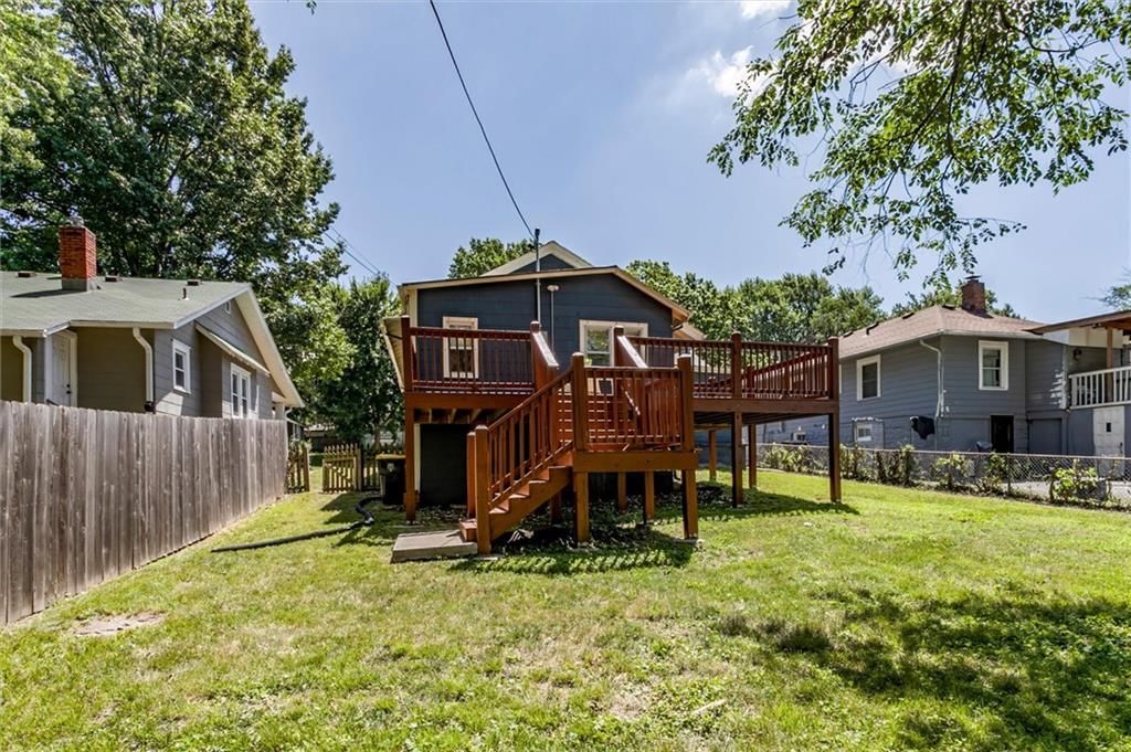 7222 Grand Avenue — photo 25