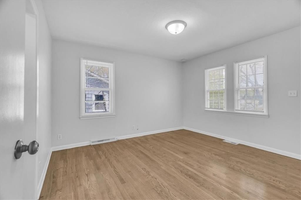 479 NE Meadowbrook Road — photo 14