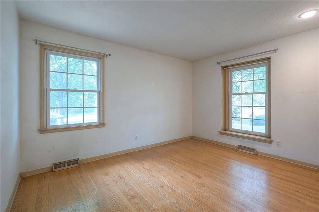 3913 Stonewall Avenue — photo 25