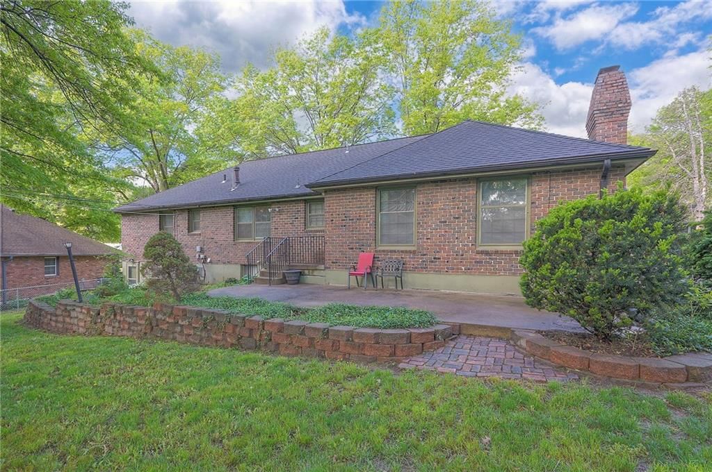 3913 Stonewall Avenue — photo 42