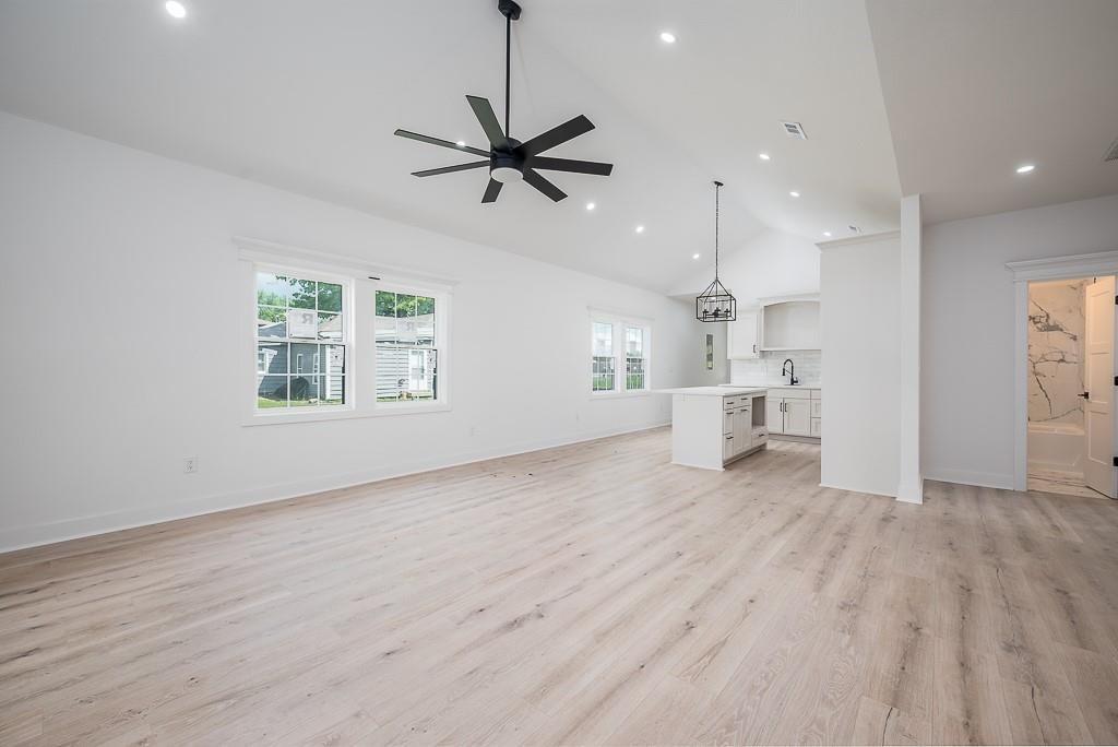 239 Shadyside Avenue — photo 7