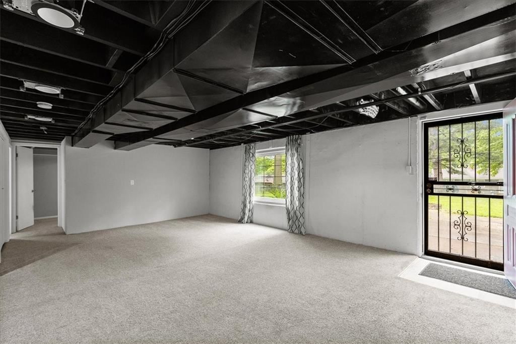 509 E 108th Terrace — photo 24