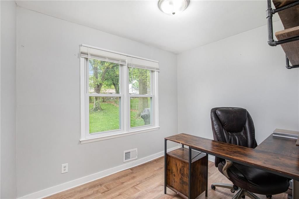 3029 S 47th Street — photo 21