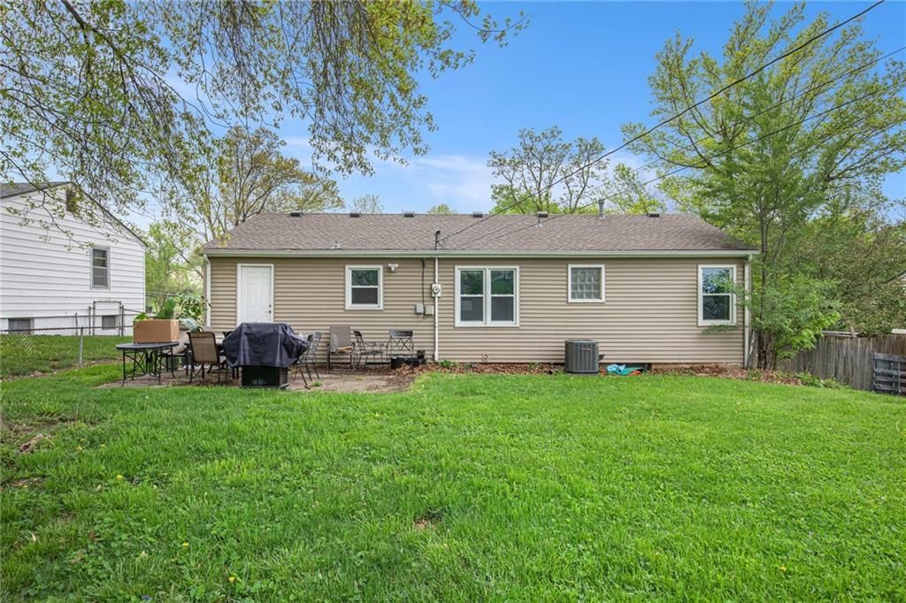 3029 S 47th Street — photo 25
