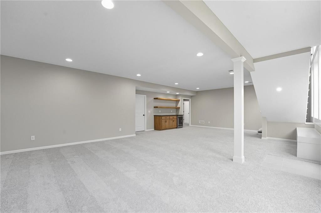 10519 N Liberty Street — photo 38