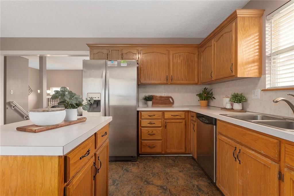 2819 SW Shadow Brook Drive — photo 9