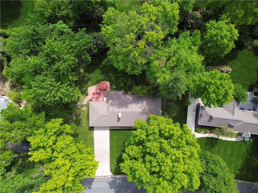 9511 Manor Road — photo 33