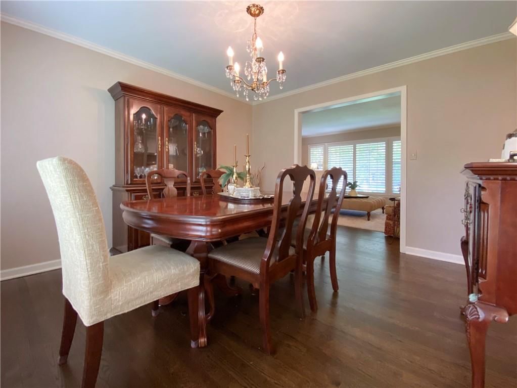 9511 Manor Road — photo 7