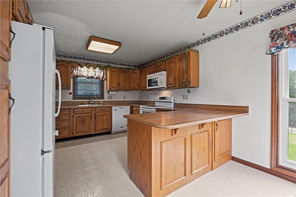 620 S Hickory Trail — photo 6