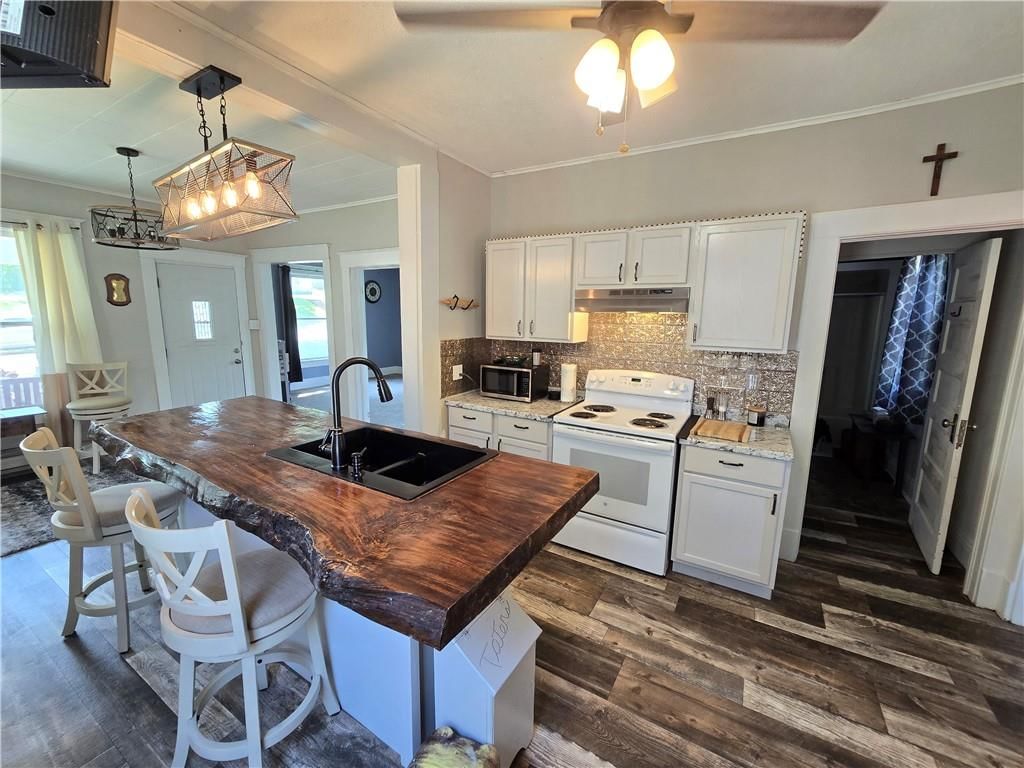 1507 Commercial Street — photo 17