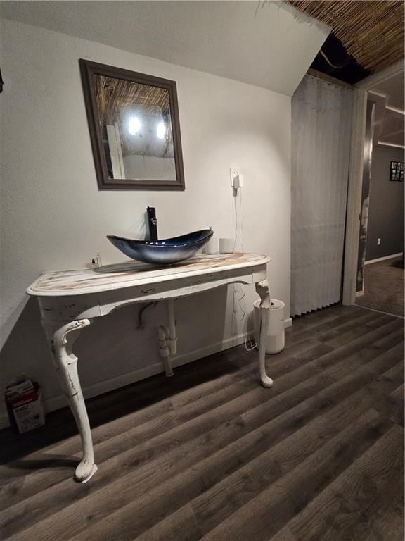 1507 Commercial Street — photo 44