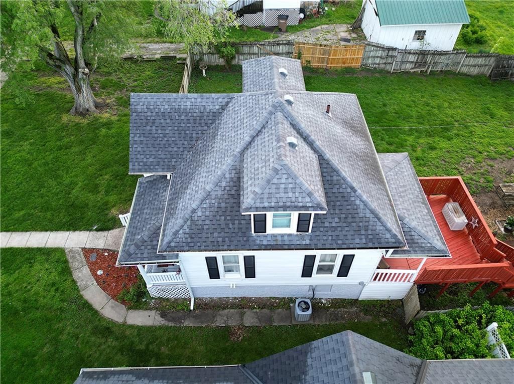 1507 Commercial Street — photo 57
