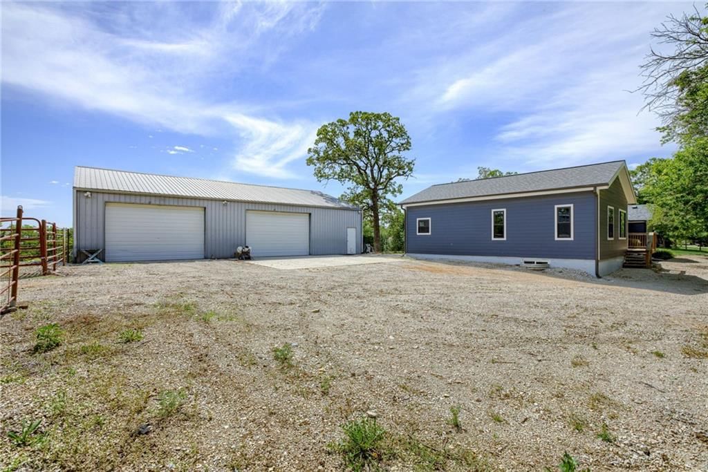 13750 Woodend Road — photo 33