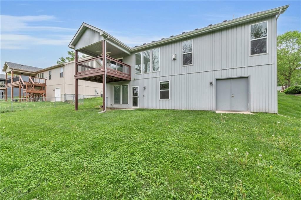 4851 NE Antioch Road — photo 43