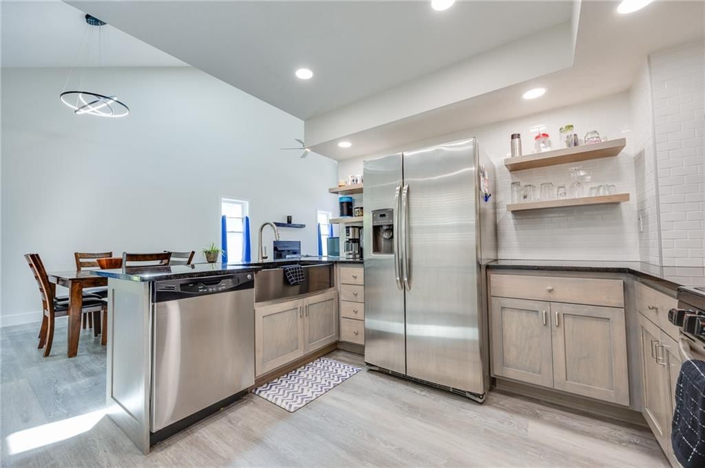 3806 W 14th Court — photo 11