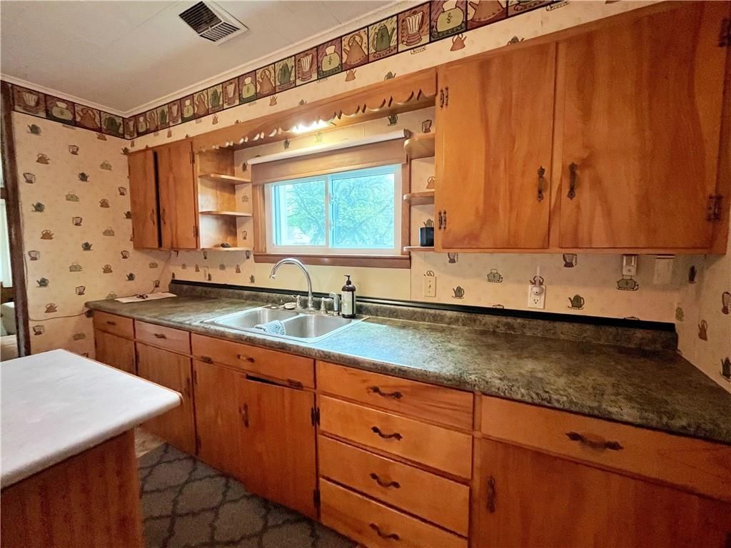 1801 N Elm Street — photo 7
