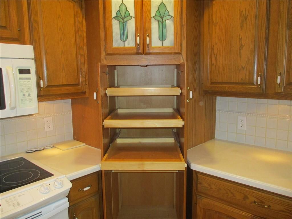 408 E 13th Street — photo 15