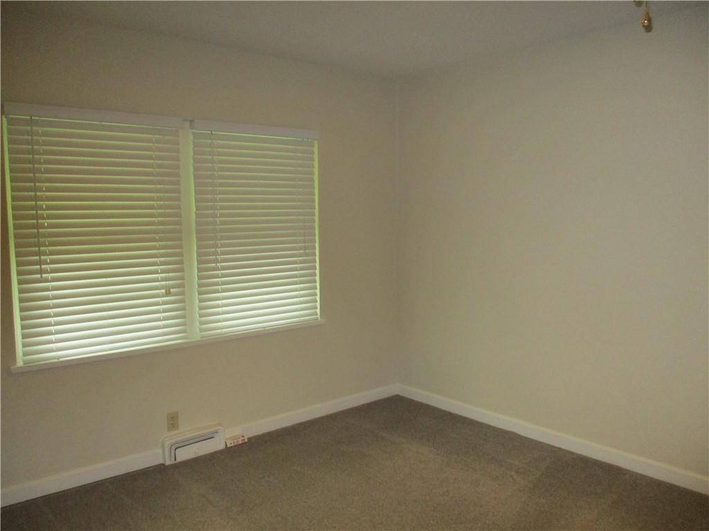 408 E 13th Street — photo 30