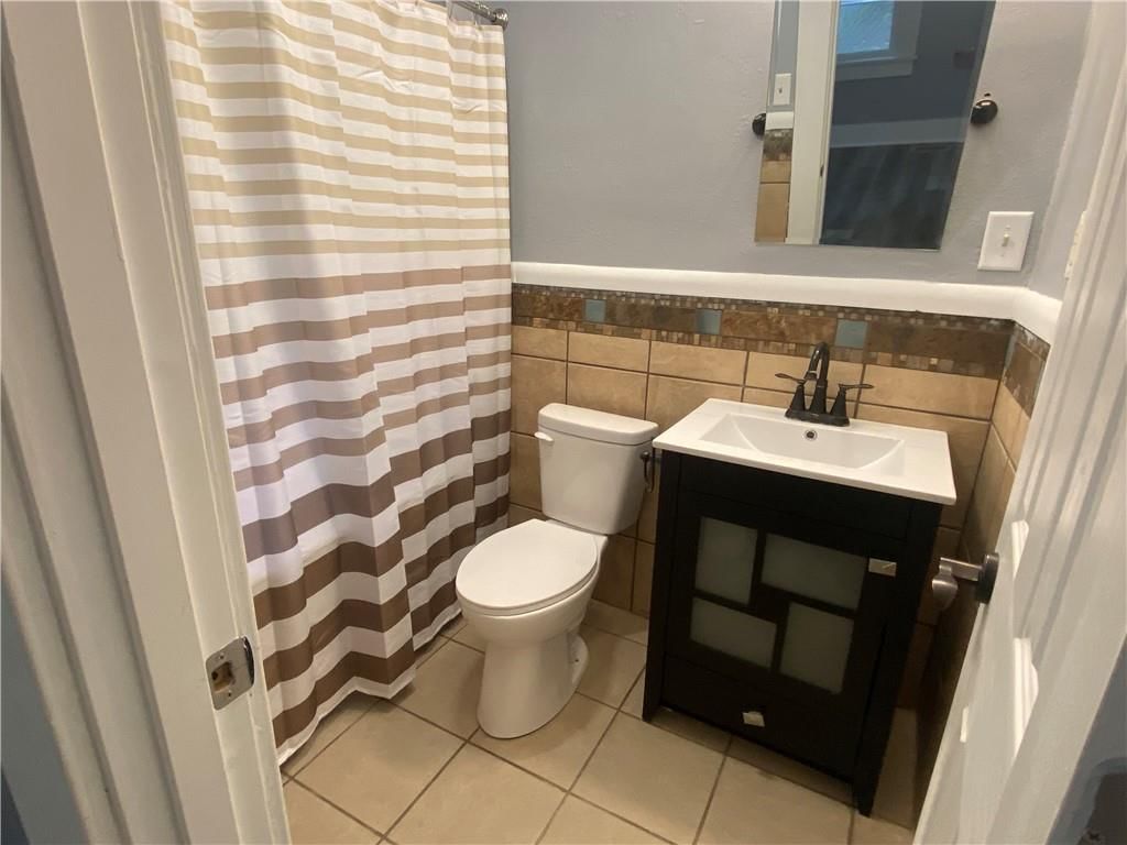 208 E Vassar Street — photo 14