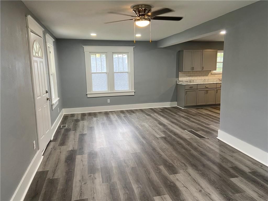 208 E Vassar Street — photo 8