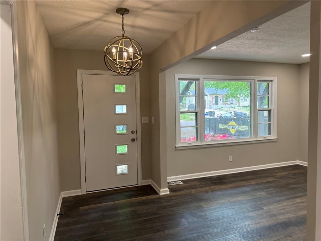 10905 E 59th Terrace — photo 36