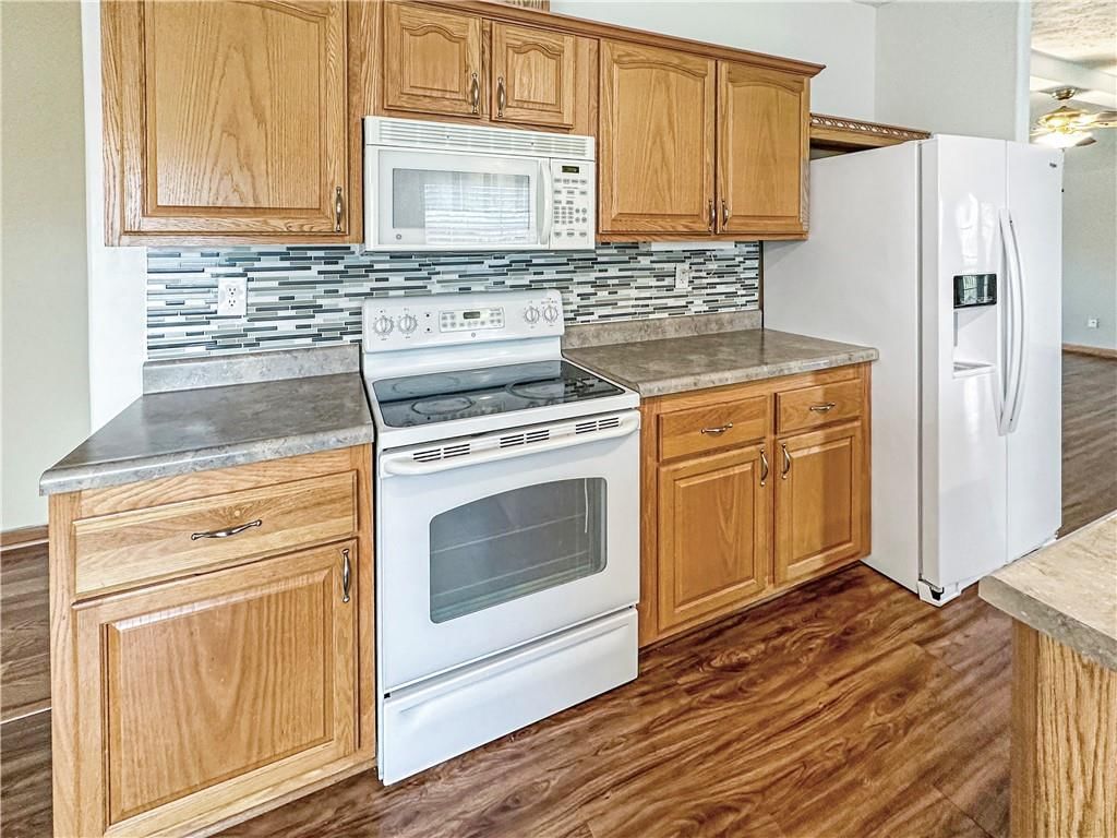 12448 Crestview Drive — photo 13