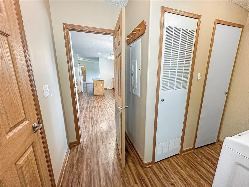 12448 Crestview Drive — photo 15