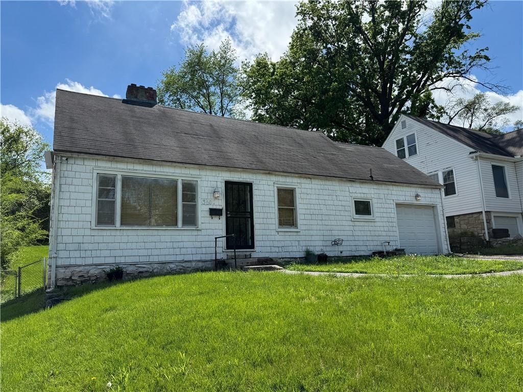 3507 E 45th Terrace — photo 3