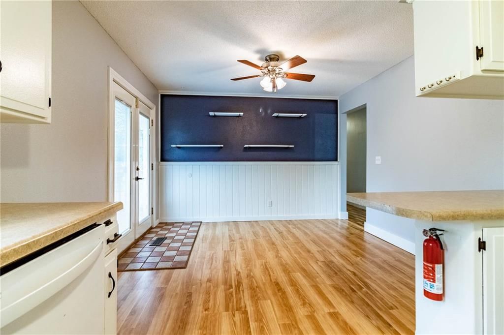 411 W Workman Street — photo 16