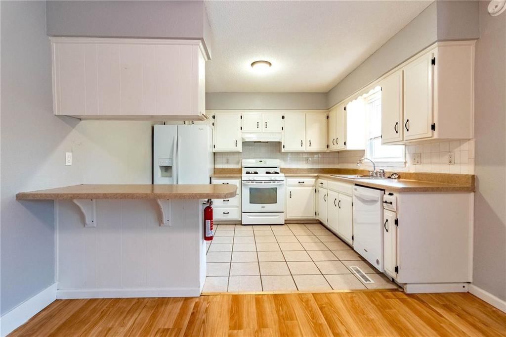411 W Workman Street — photo 17
