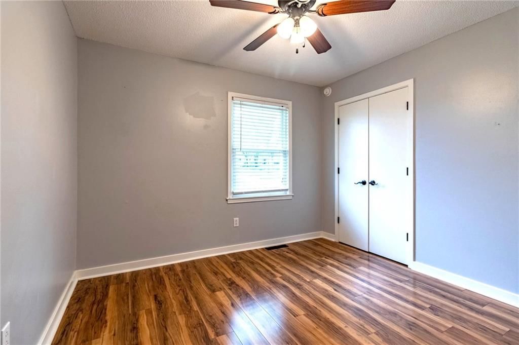 411 W Workman Street — photo 27