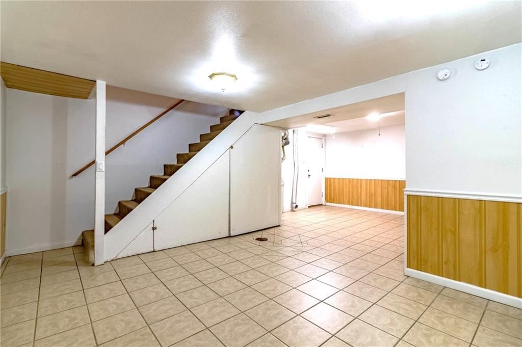 411 W Workman Street — photo 28