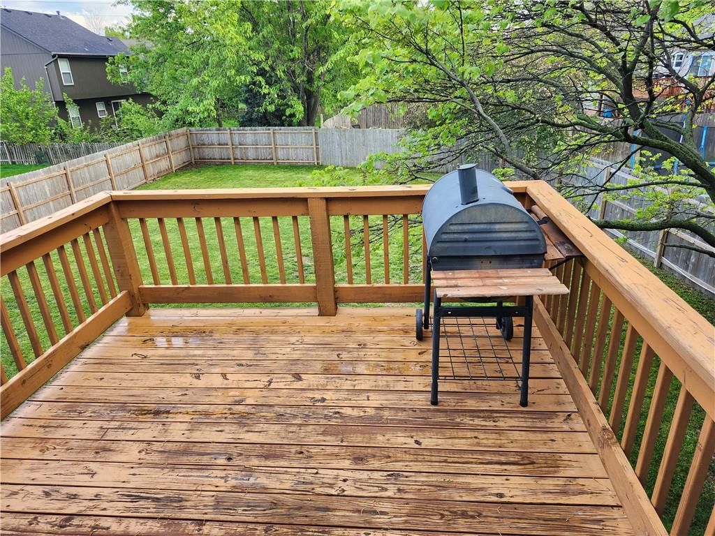 18409 W 163rd Street — photo 7