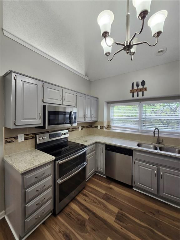 18409 W 163rd Street — photo 10