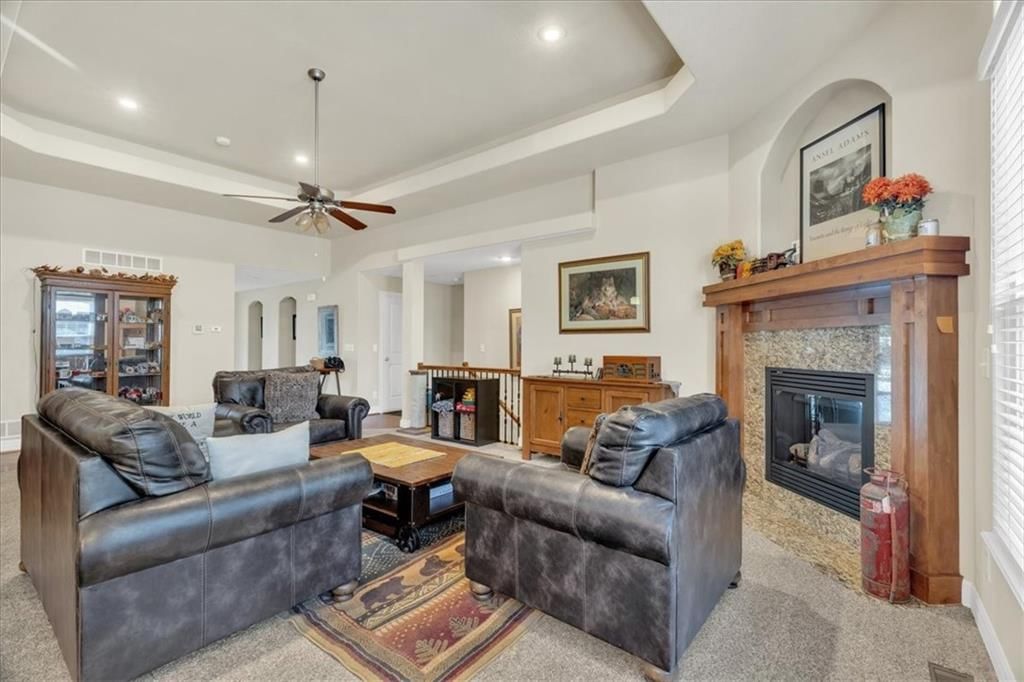 1700 NE Woodview Circle — photo 16