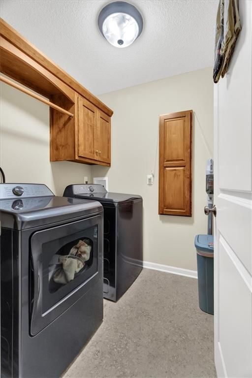 1700 NE Woodview Circle — photo 17