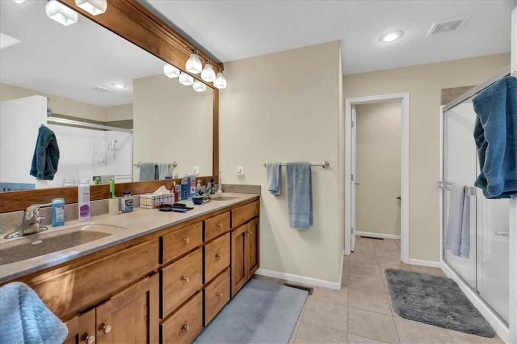 1700 NE Woodview Circle — photo 21