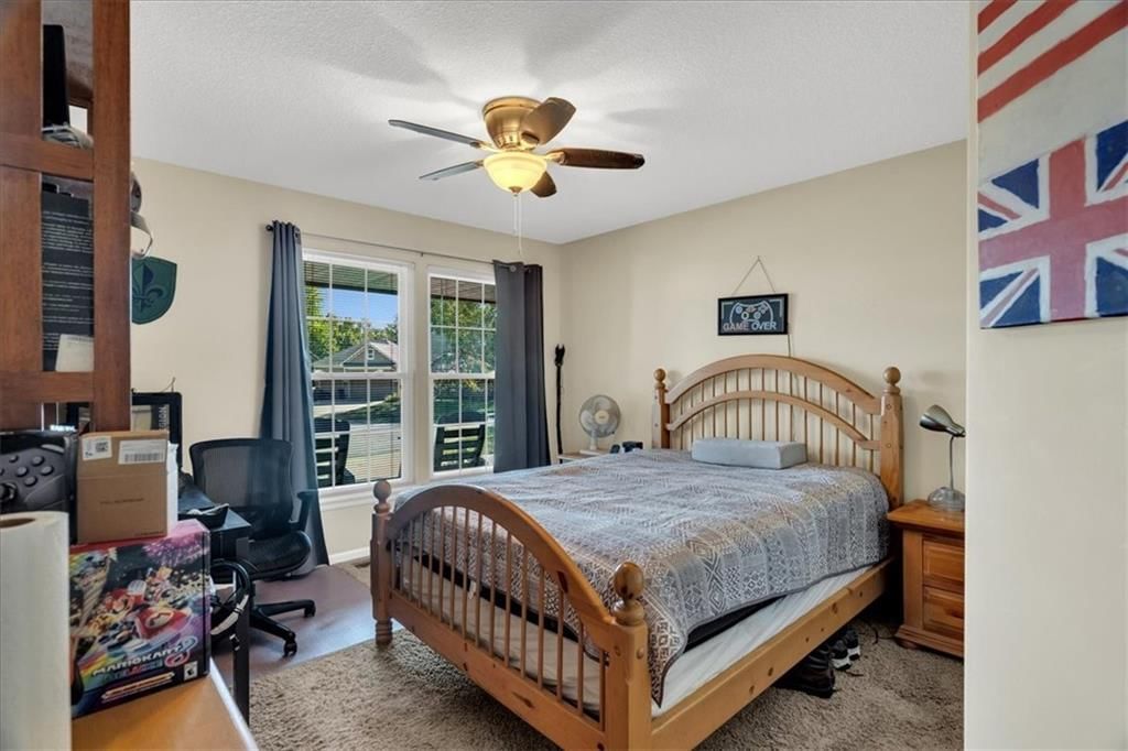 1700 NE Woodview Circle — photo 7