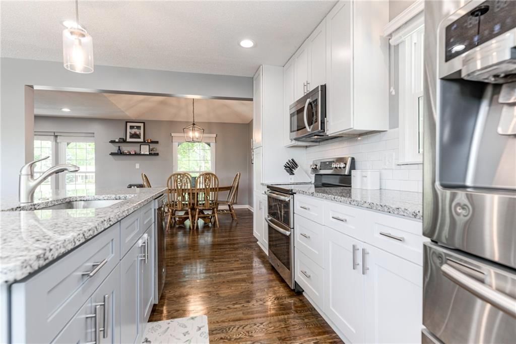 8605 W 71ST Street — photo 11