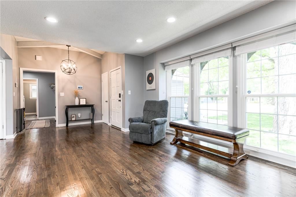 8605 W 71ST Street — photo 15