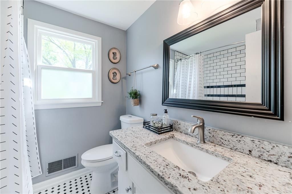 8605 W 71ST Street — photo 26