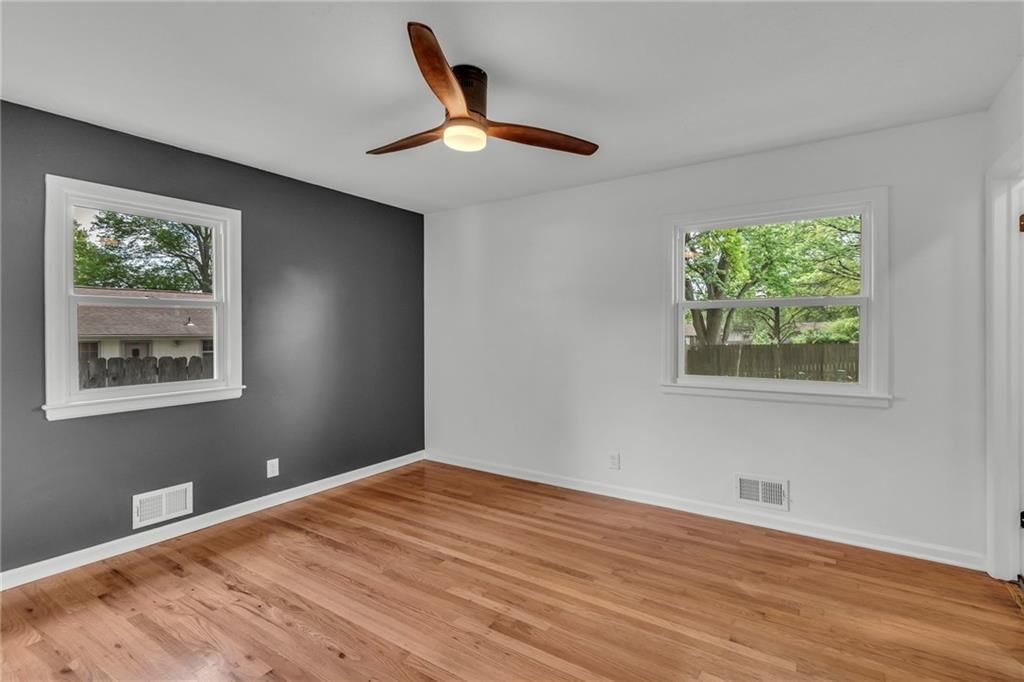 5012 S Cottage Avenue — photo 15