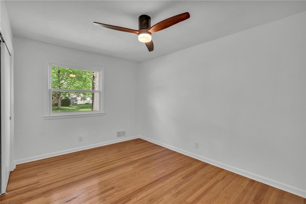 5012 S Cottage Avenue — photo 18