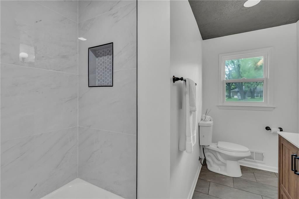 5012 S Cottage Avenue — photo 20