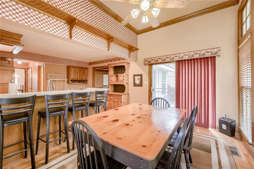 5732 N Jackson Drive — photo 11