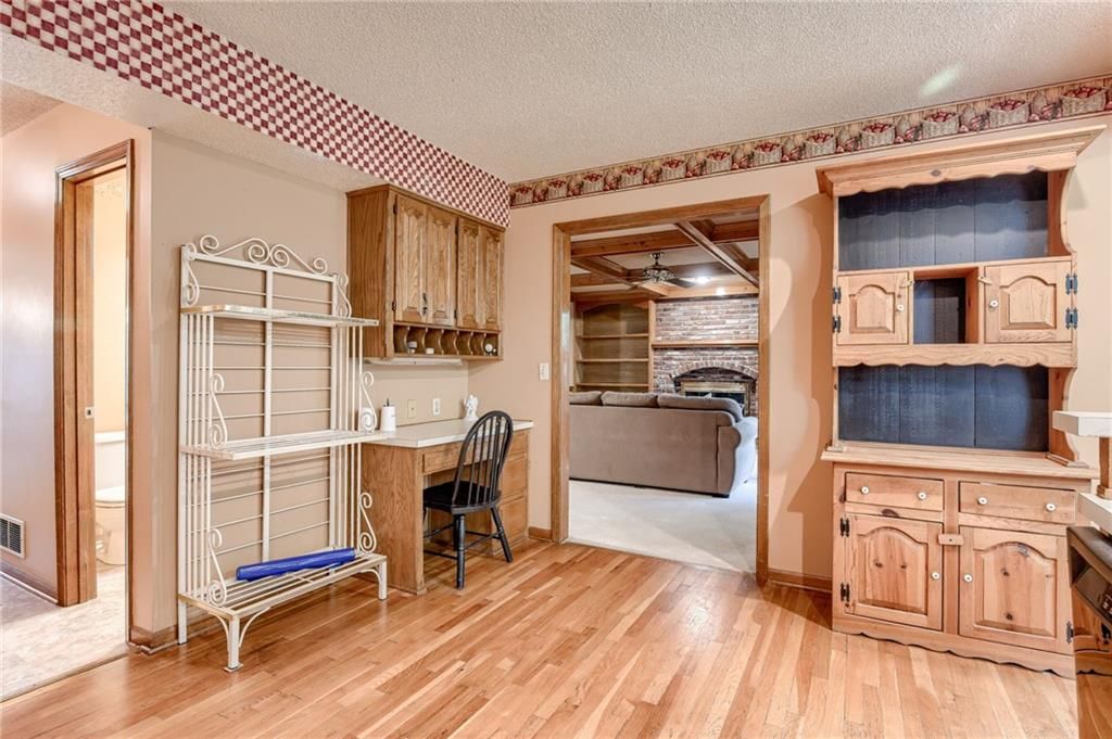 5732 N Jackson Drive — photo 16