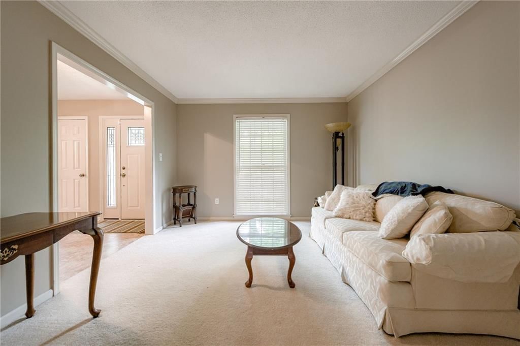 5732 N Jackson Drive — photo 5