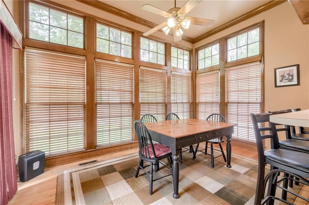 5732 N Jackson Drive — photo 10